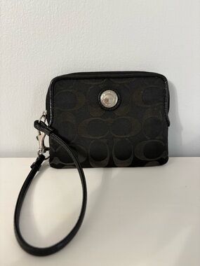 Coach Signature Wristlet Black Canvas Logo Zip Pouch Y2K Minimalist Chic